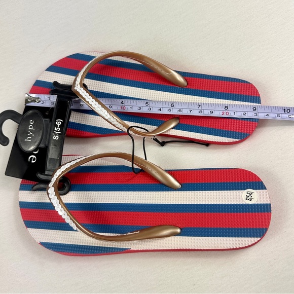 Hype sequins cute sandals Flip flops stripe or banana 🍌 women size S 5-6 new - Picture 6 of 12